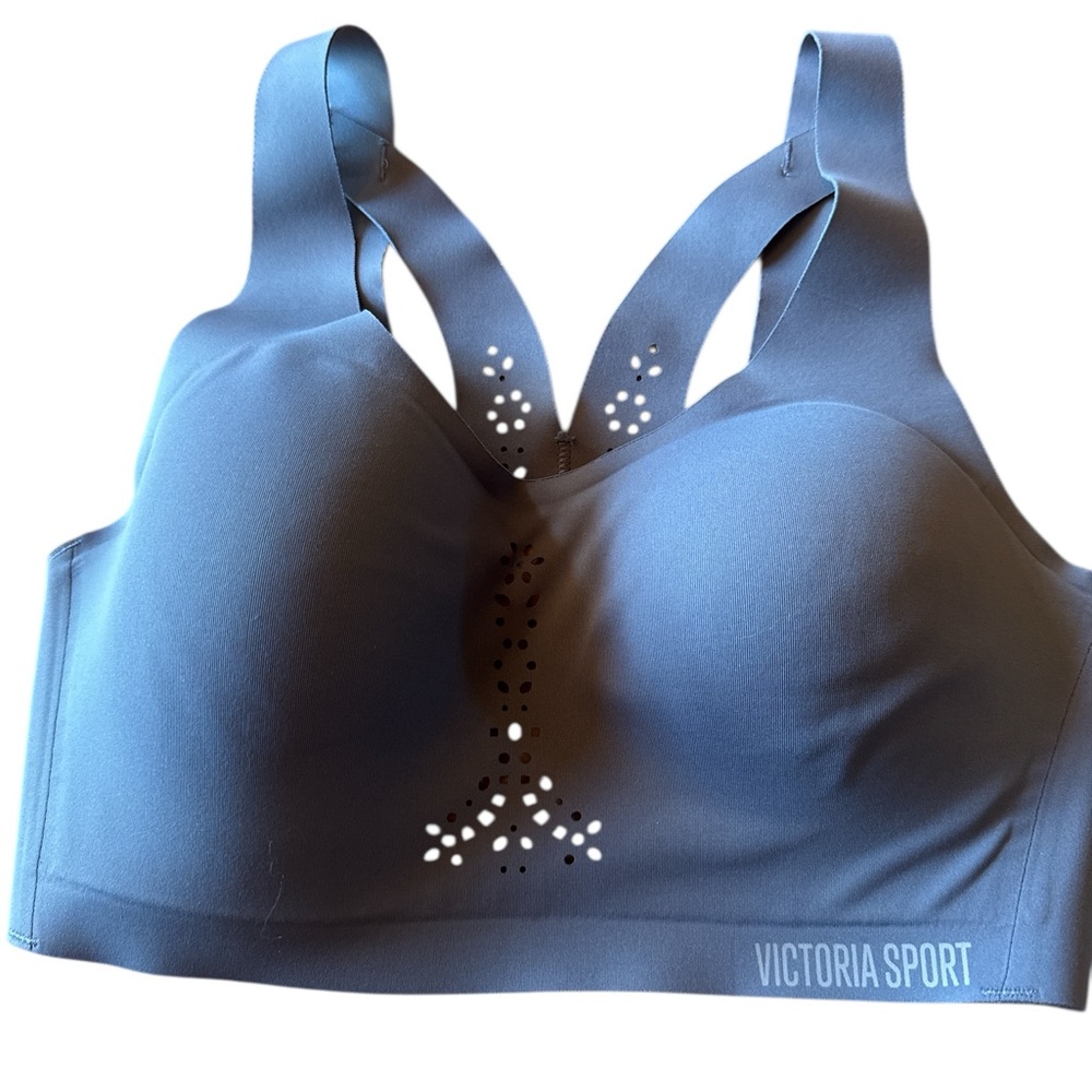 Victoria Secret’s‎ Gray Sports Bra Size 32D